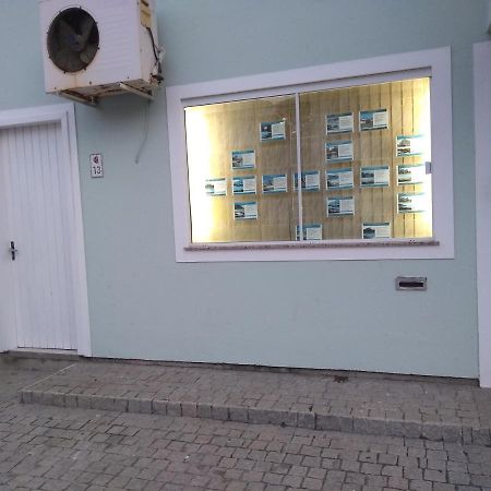 Апартаменты Ap 1 Dorm - Res Ilha Das Gales - Ate 4 Pessoas Бомбиньяс Экстерьер фото