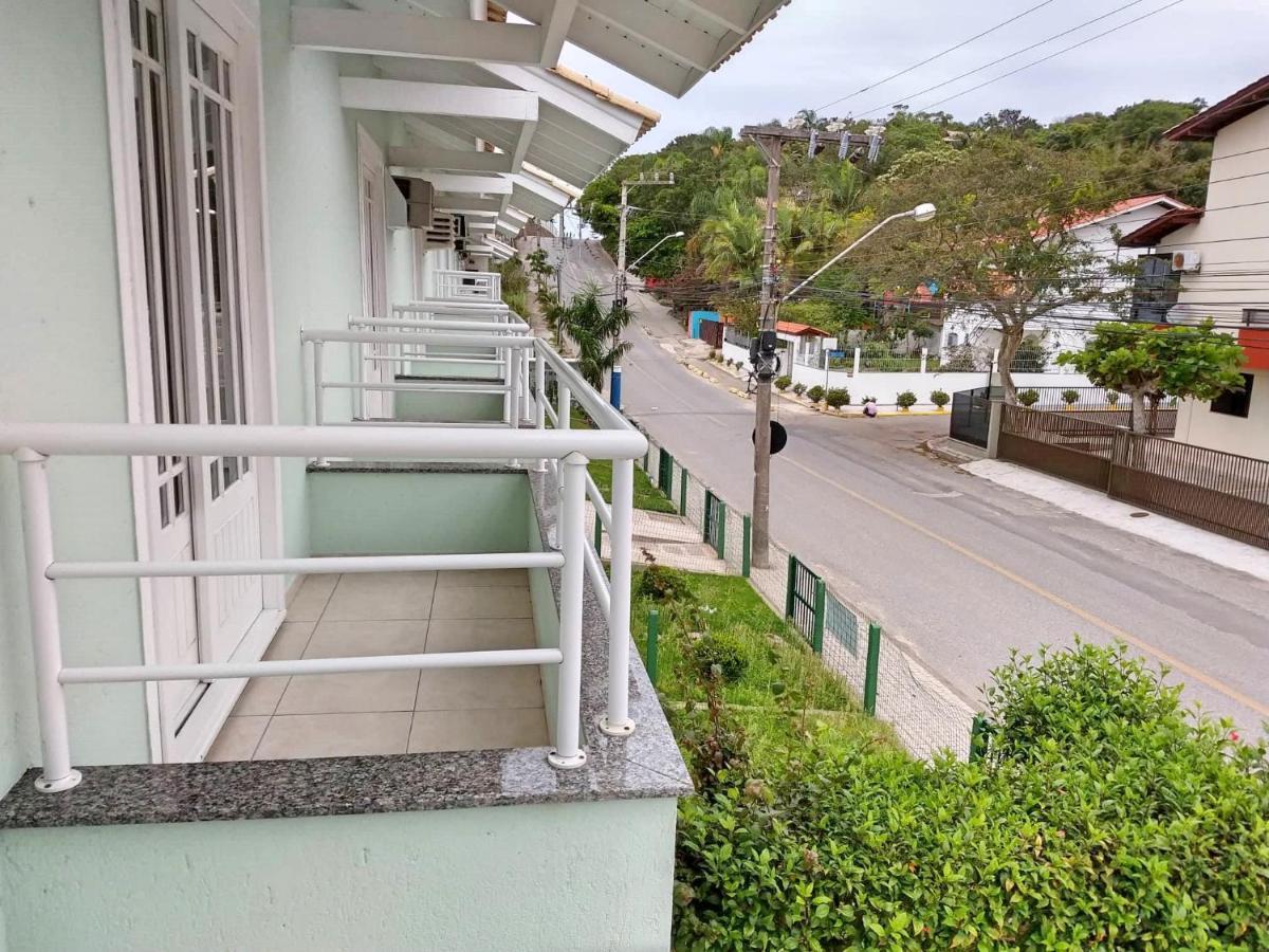 Апартаменты Ap 1 Dorm - Res Ilha Das Gales - Ate 4 Pessoas Бомбиньяс Экстерьер фото