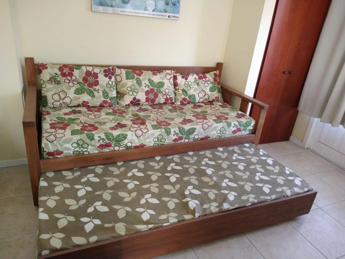 Апартаменты Ap 1 Dorm - Res Ilha Das Gales - Ate 4 Pessoas Бомбиньяс Экстерьер фото