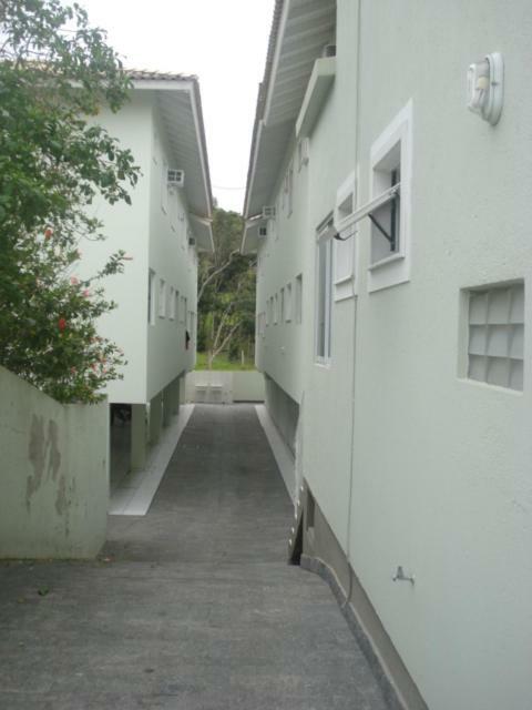 Апартаменты Ap 1 Dorm - Res Ilha Das Gales - Ate 4 Pessoas Бомбиньяс Экстерьер фото